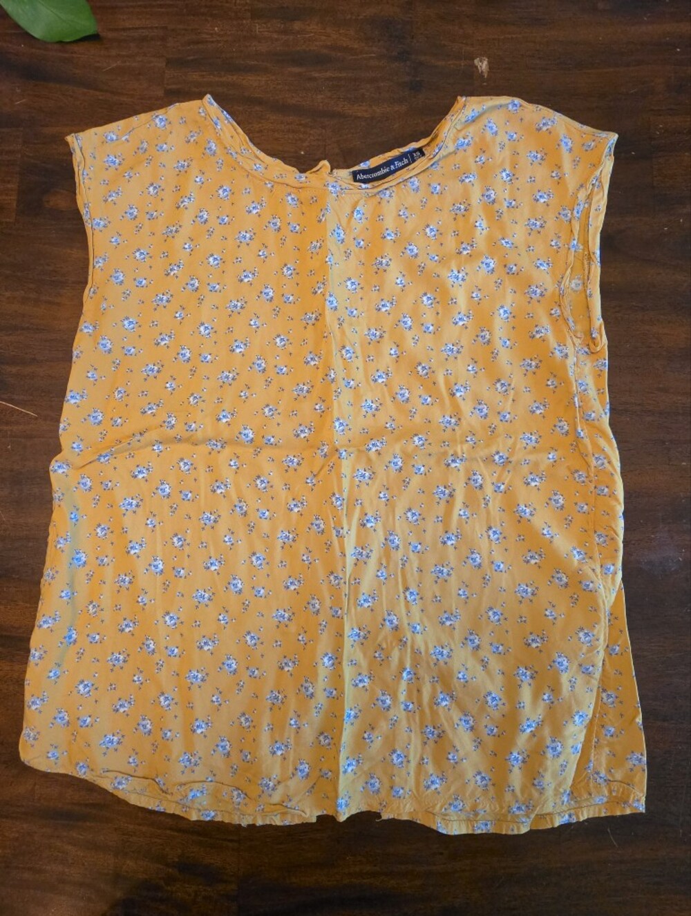 Abercrombie & Fitch Yellow Floral Button-Back Tank Top XS
